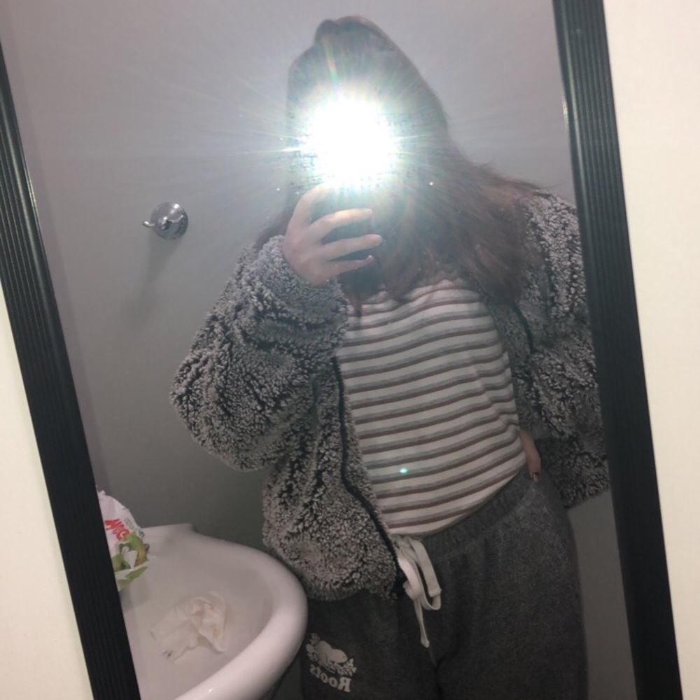 Meet your Posher, Ronni